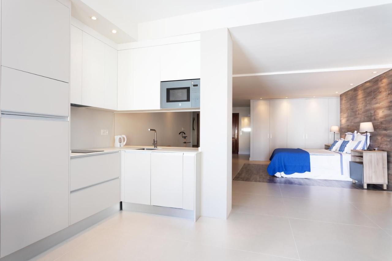 Rooms & Suites Loft 2H Deluxe Edition Arrecife ภายนอก รูปภาพ