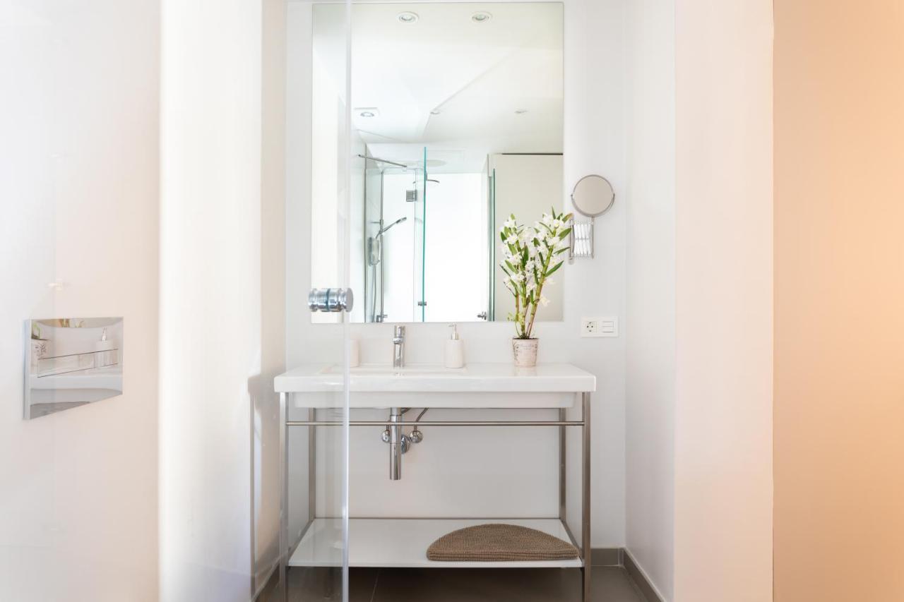 Rooms & Suites Loft 2H Deluxe Edition Arrecife ภายนอก รูปภาพ
